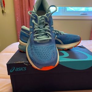 ASICS Gel Nimbus 21 brand new in box
